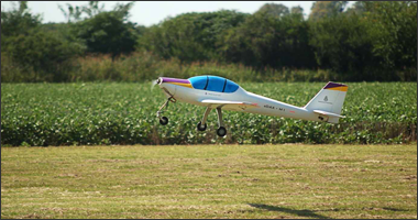 Idean en la UNC un pequeño avión para uso rural Image